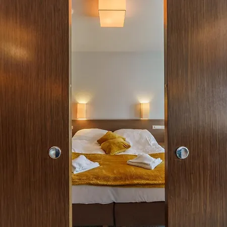 Komfort Baltic Plaza Apartment