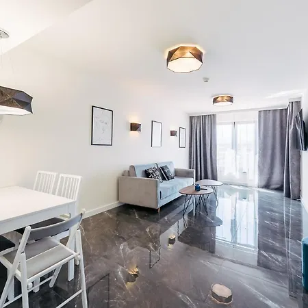 Komfort Baltic Plaza Apartment *